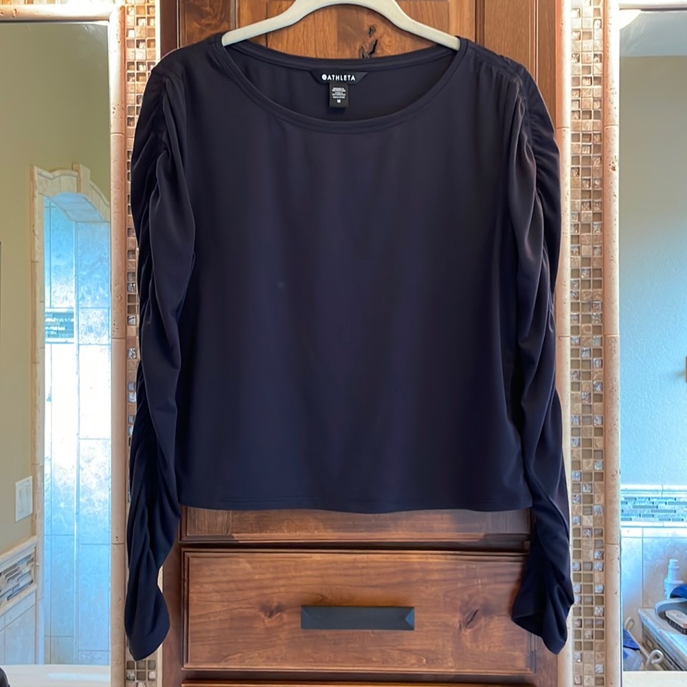 Athleta Ruched Long Sleeve Top sz M